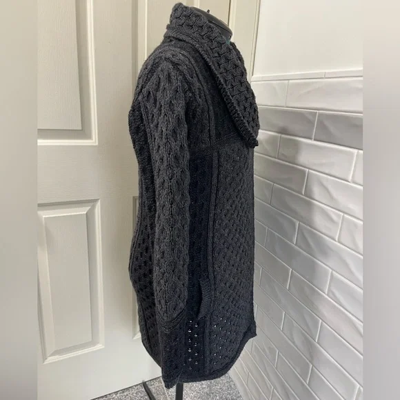Inis Crafts Irish Wool Cardigan - Picture 3 of 11